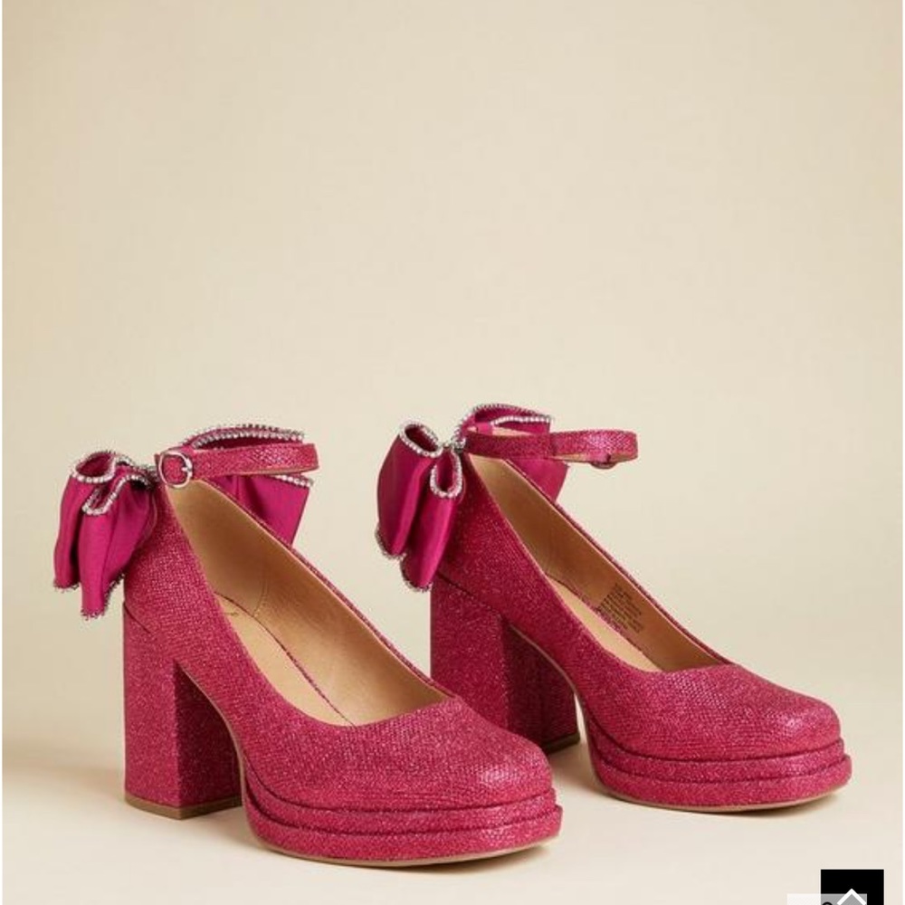 Torrid Pink Betsey Johnson Bow Back Heel (WW)